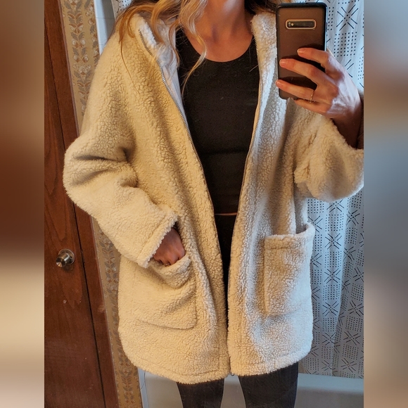 BLACK TAPE CREAM PLUS SIZE SHERPA HOODED ZIP UP LONG SWEATSHIRT - Picture 3 of 8
